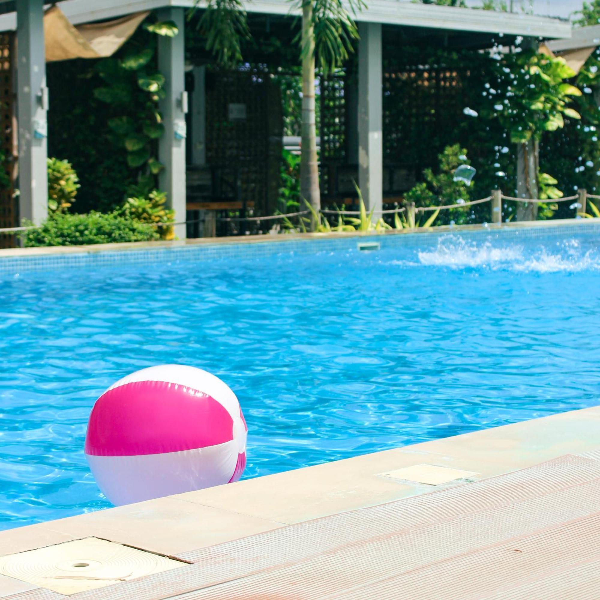 Urban Oasis Resort, Tarlac Экстерьер фото